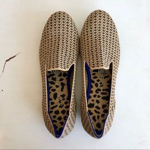 Rothy’s loafer in gold houndstooth | Size 7